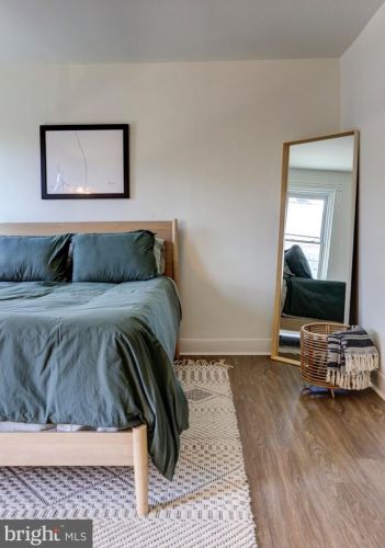 527 Howard Ave, Lancaster PA  17602-4421 exterior