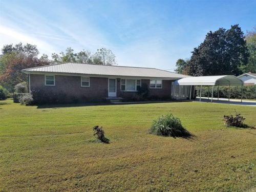208 Cobb Rd, Tullahoma, TN 37388-5115