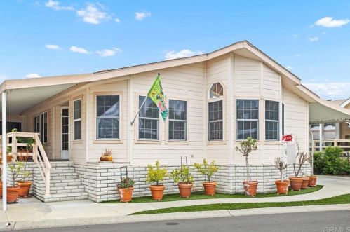 5232 Don Valdez Dr, Carlsbad CA  92010-3953 exterior