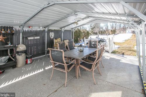 631 Barbara Dr, Norristown PA  19403-4102 exterior