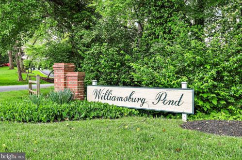 6861 Williamsburg Pond Ct, Falls Church, VA 22043-1660