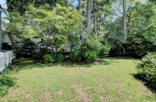 963 Governors Ct, Mount Pleasant SC  29464-9257 exterior