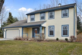 12728 Forest Ct, Thiensville, WI 53092-2533