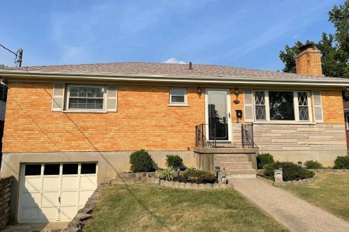 27 Burk Ave, Florence, KY 41042-2327
