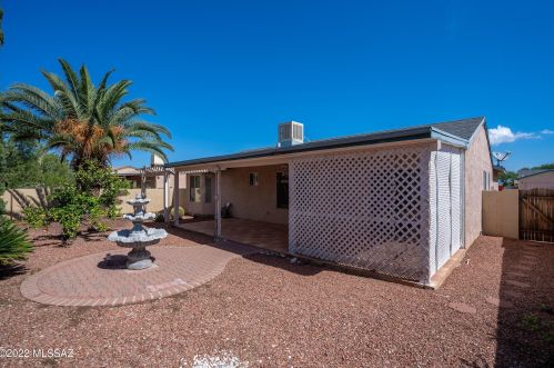 8756 Eagle Creek Dr, Tucson AZ  85730-5709 exterior