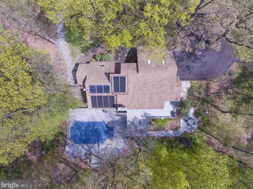1123 Cannon Hill Rd, Hedgesville, WV 25427-5612