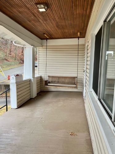 144 Grandview Way, North Charleroi PA  15022-1106 exterior