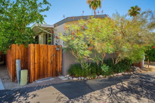 346 Logenita St, Palm Springs, CA 92264-2704