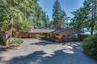 3415 Mathews Dr, Bremerton, WA 98312-1939