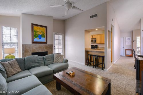 6441 Tierra De Las Catalinas, Tucson, AZ 85718-2158