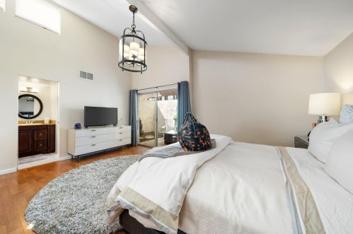 35054 Mission Hills Dr, Rancho Mirage CA  92270-1323 exterior