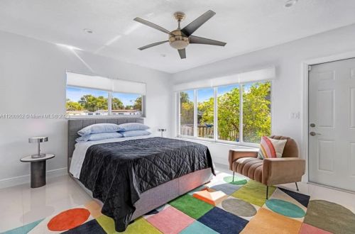 934 Nautilus Isle, Dania Beach FL  33004-2356 exterior