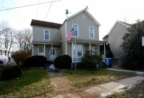 128 Main St, White House Station, NJ 08889-3692