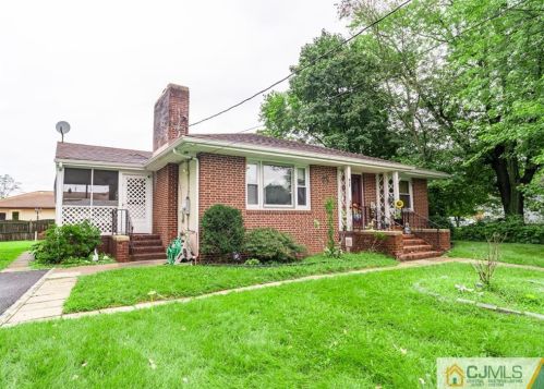 317 Merchants Ave, South Plainfield NJ  07080-3552 exterior