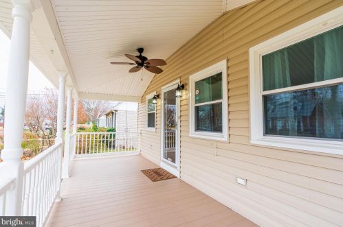 709 New Jersey Ave, Palmyra, NJ 08065-1721