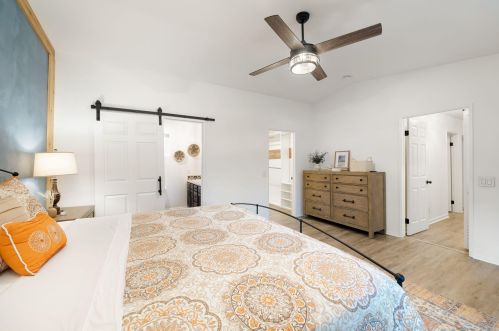 51915 Avenida Alvarado, La Quinta CA  92253-3190 exterior