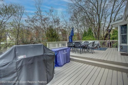 165 Taft Dr, Bricktown NJ  08724-3267 exterior