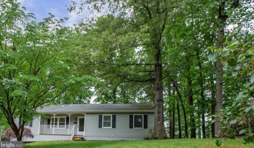 7002 Plantation Forest Dr, Spotsylvania, VA 22553-7767