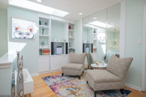 4 Evergreen Way, Mount Arlington NJ  07856-1377 exterior