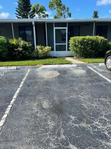 502 7th Pl, Vero Beach, FL 32962-0720