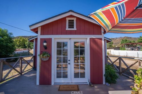 20135 Grand Ave, Wildomar CA  92595-9370 exterior