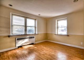 5861 Kemble Ave, Philadelphia PA  19141-1210 exterior