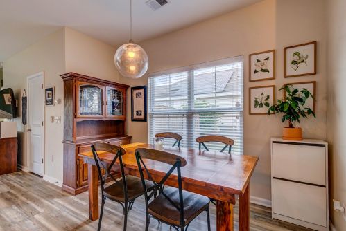 1528 Thoroughbred Blvd, Johns Island SC  29455-8520 exterior