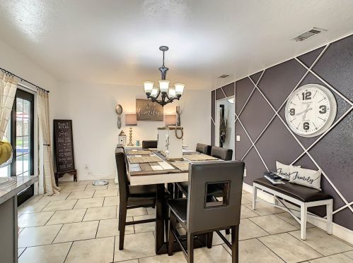 2425 Franklin Dr, Kissimmee FL 34744-2725 exterior