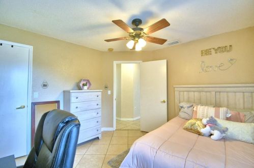 2797 Hickory Ridge Dr, Lakeland FL  33813-5854 exterior