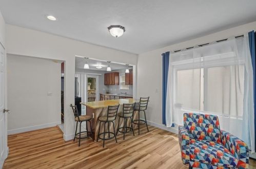 1736 Elmwood Ave, Warwick RI  02888-1104 exterior