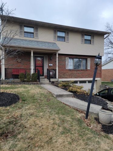 4705 Heger Dr, Cincinnati, OH 45217-1413