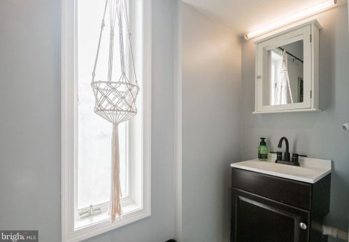 31 Washington St, Dover DE  19901-3846 exterior