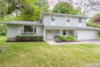 712 Shanlee Dr, Webster, NY 14580-8625