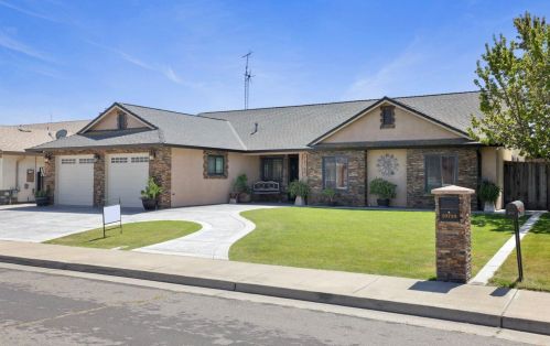 19759 Somers Dr, Hilmar, CA 95324-9077