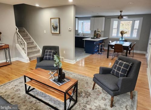 500 Grove Ln, Norristown PA  19406-3140 exterior