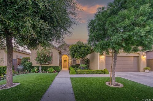 2574 Utah Ave, Fresno CA  93720-3977 exterior