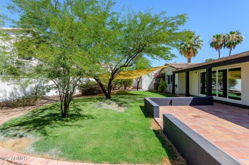 8112 10 Pl, Phoenix AZ 85014-1253 exterior