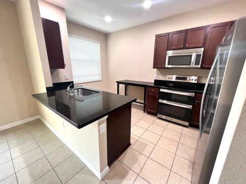 326 Lake Monterey Cir, Boynton Beach, FL 33426-8444