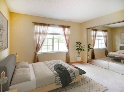 537 Dauphin Ave, Port Saint Lucie FL  34953-5854 exterior