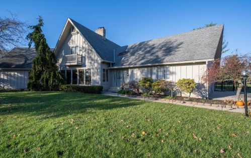 1224 Countryside Dr, Washington Ch OH  43160-1804 exterior