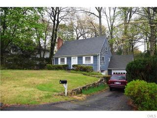 44 Crestwood Dr, Stamford, CT 06905-2702