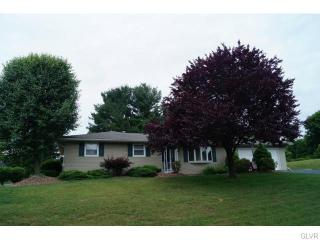 3524 Lumar St, Orefield, PA 18069-2030
