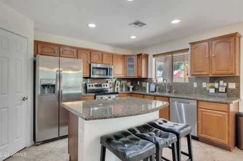 9417 Pioneer St, Tolleson AZ  85353-1504 exterior