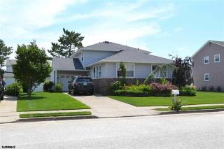 5208 Sea Spray Rd, Brigantine City, NJ 08203-1118