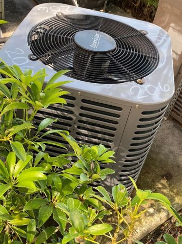 1400 137th Ave, Hollywood FL  33027-3514 exterior