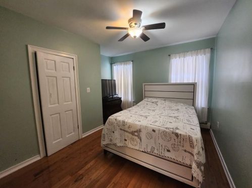 9 Harding Ave, Providence RI  02905-2506 exterior