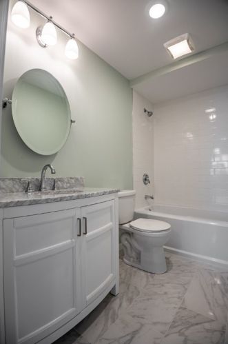 60 Wick Ave, Hermitage PA  16148-1811 exterior