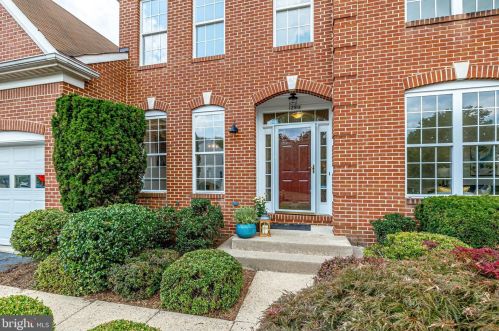 12915 Cedar Glen Ln, Herndon, VA 20171-2952