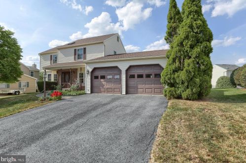 12 Victoria Way, Camp Hill, PA 17011-1730