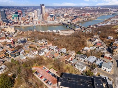 96 Wyoming St, Pittsburgh, PA 15211-1734